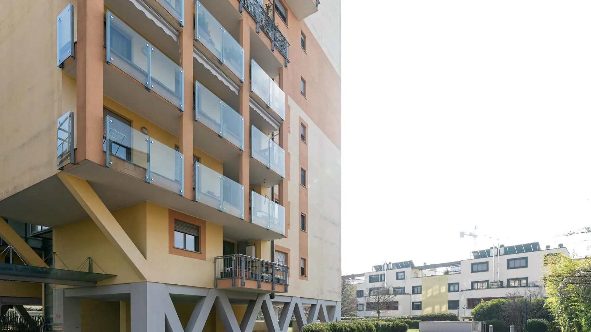 Precotto - G Pirelli - Bilocale Con Ampio Balcone Apartment Milan